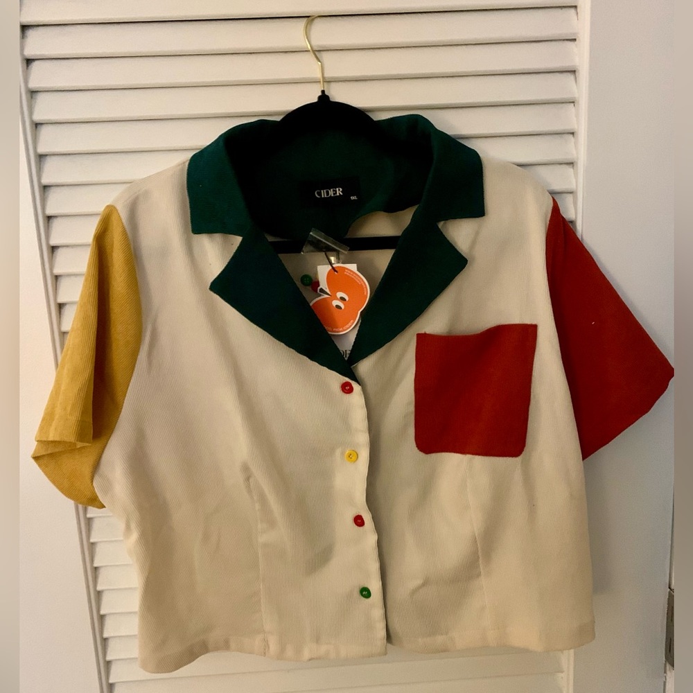 NWT Short Sleeve Button Down